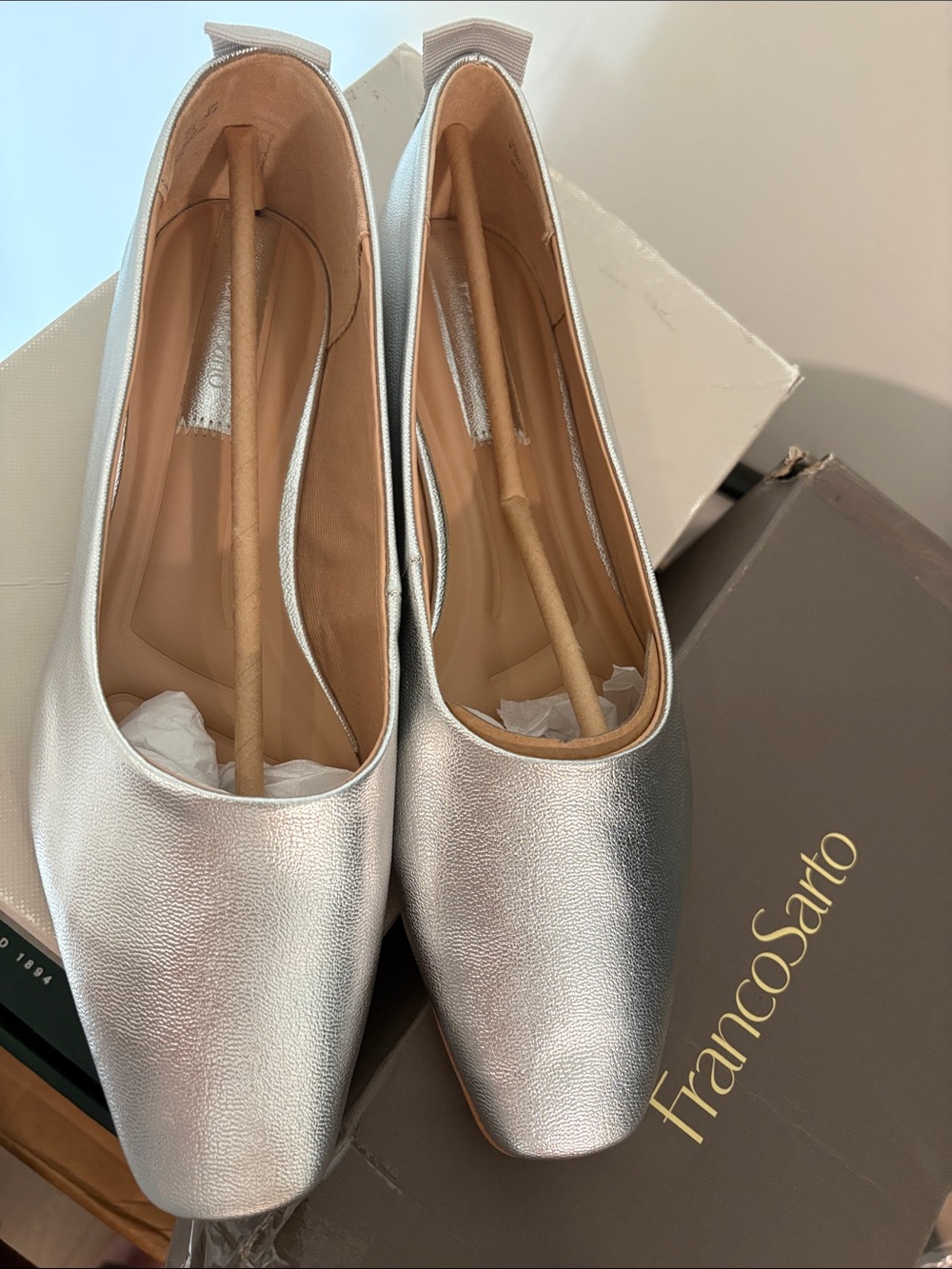 NWT Franco Sarto Vana Metallic Silver Square-Toe Ballet Flats